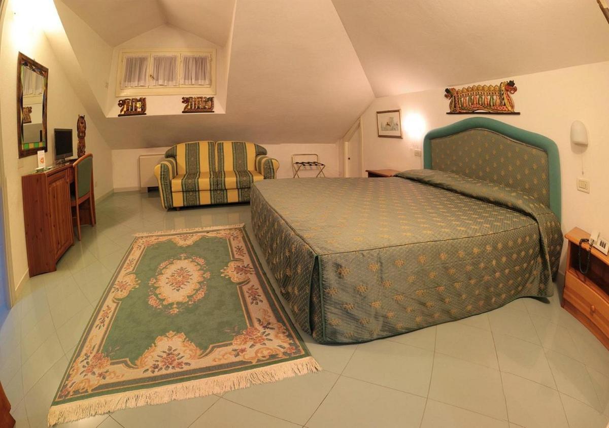 Hotel Locanda Del Passo Pomposa ภายนอก รูปภาพ