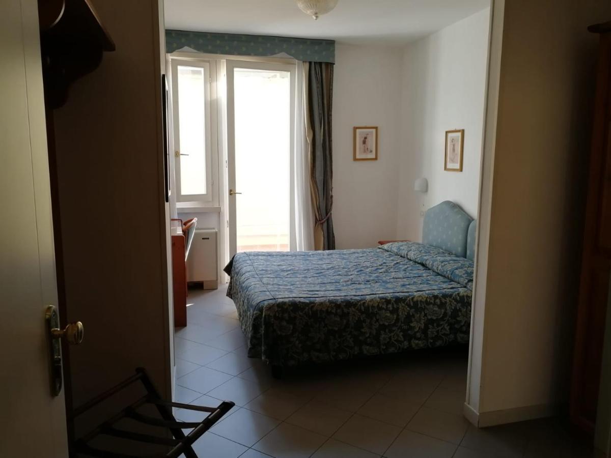 Hotel Locanda Del Passo Pomposa ภายนอก รูปภาพ