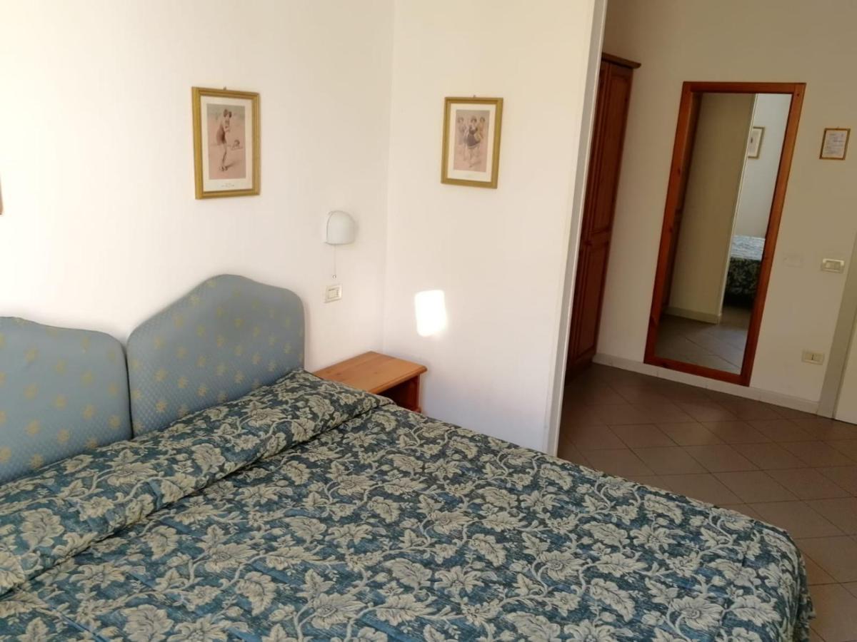 Hotel Locanda Del Passo Pomposa ภายนอก รูปภาพ