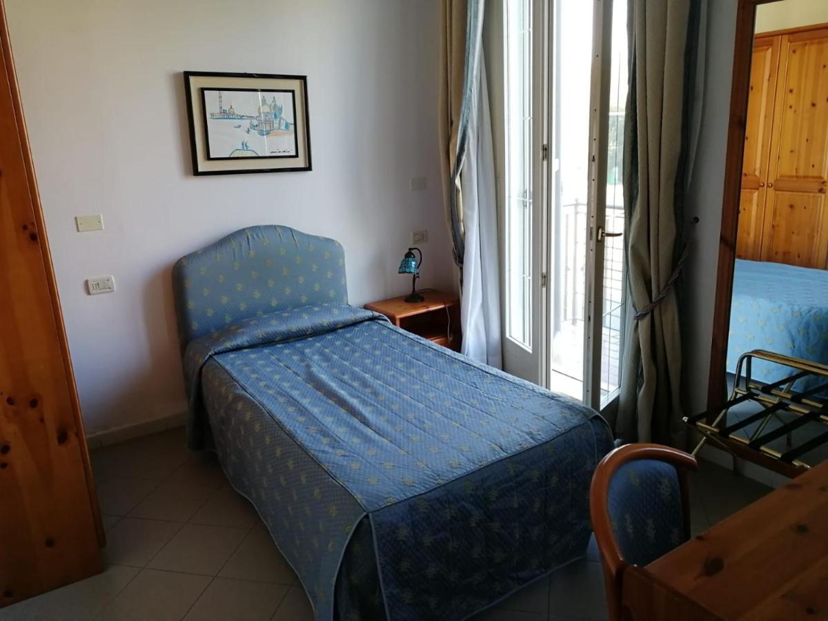 Hotel Locanda Del Passo Pomposa ภายนอก รูปภาพ
