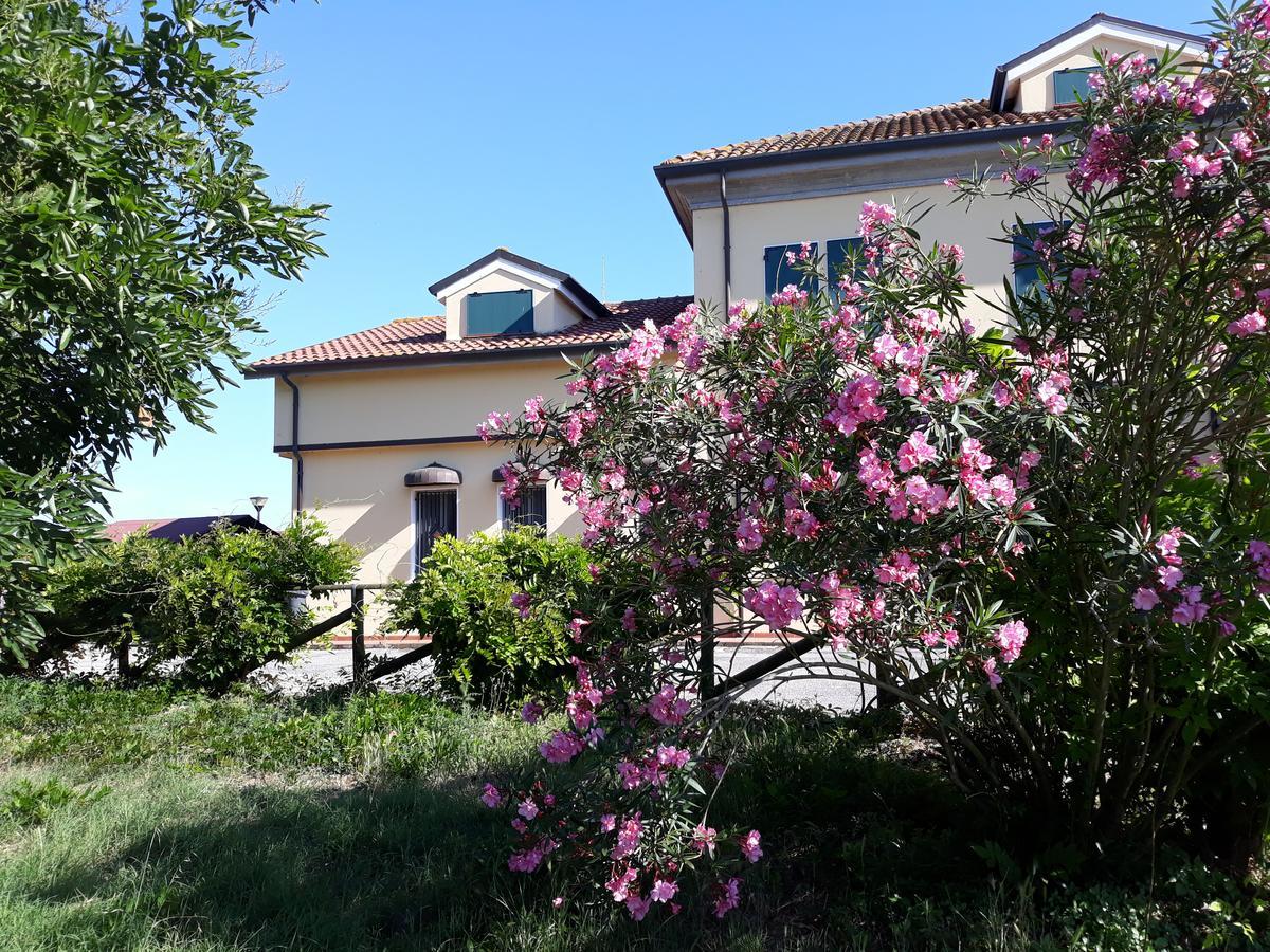 Hotel Locanda Del Passo Pomposa ภายนอก รูปภาพ