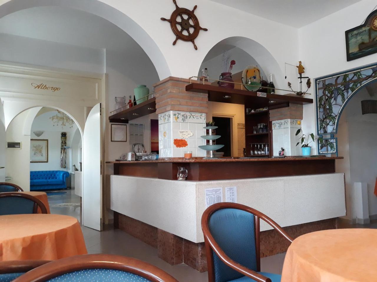 Hotel Locanda Del Passo Pomposa ภายนอก รูปภาพ
