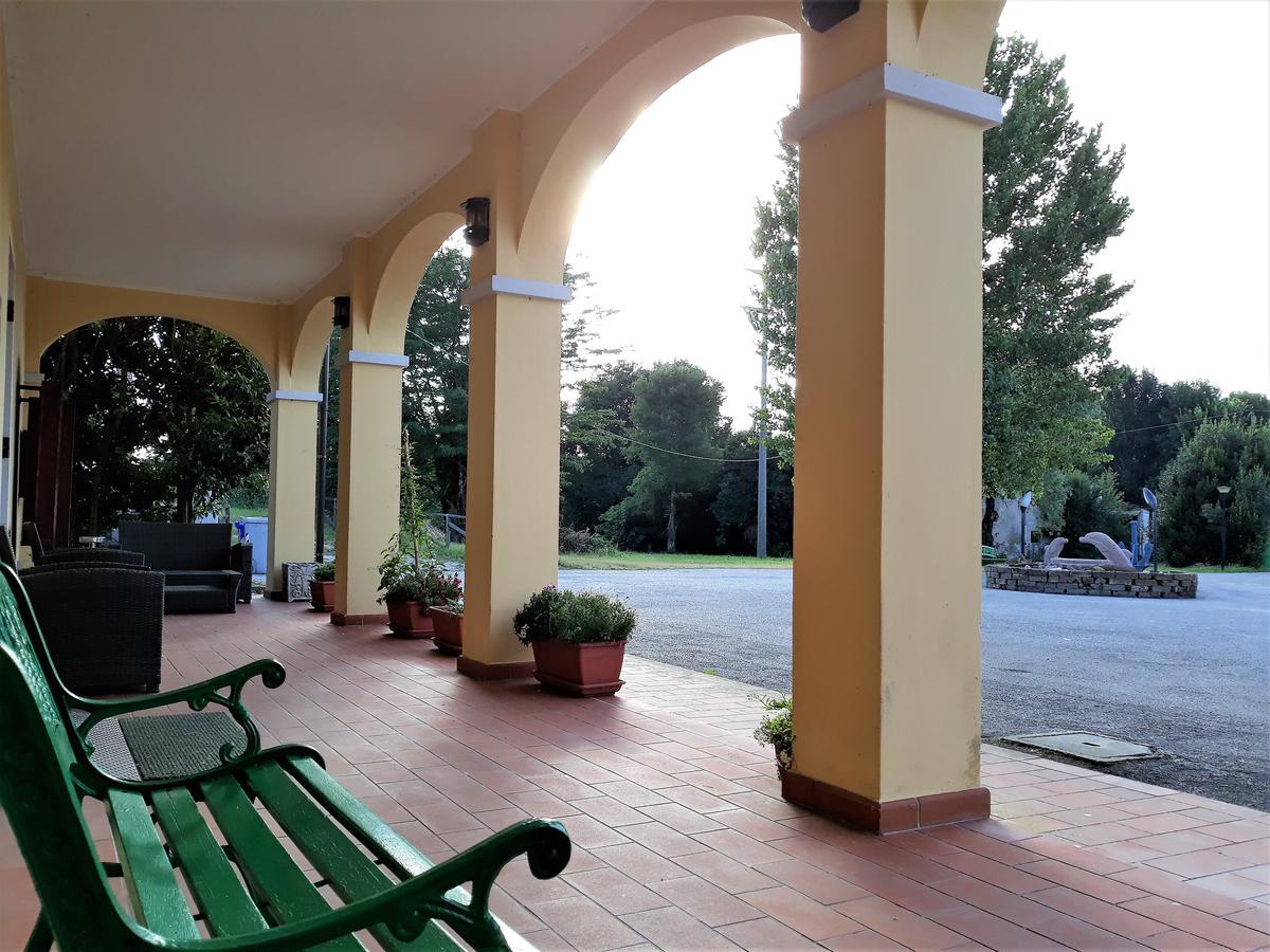 Hotel Locanda Del Passo Pomposa ภายนอก รูปภาพ